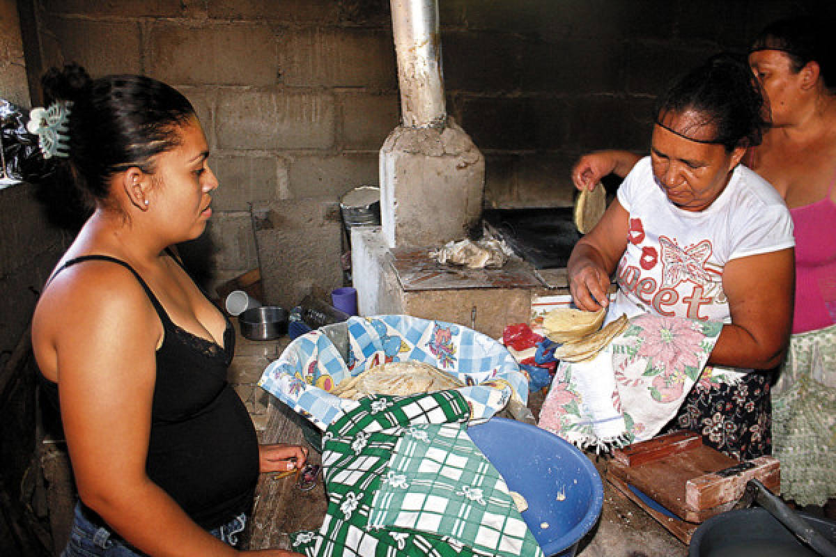 Mujeres generadoras de trabajo en el sur de Honduras