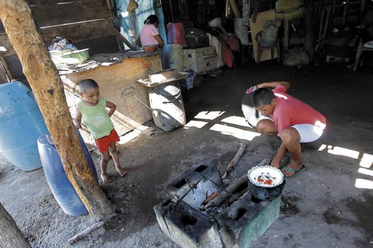 Trabajo y viviendas demandan pobladores de la isla del Güipo