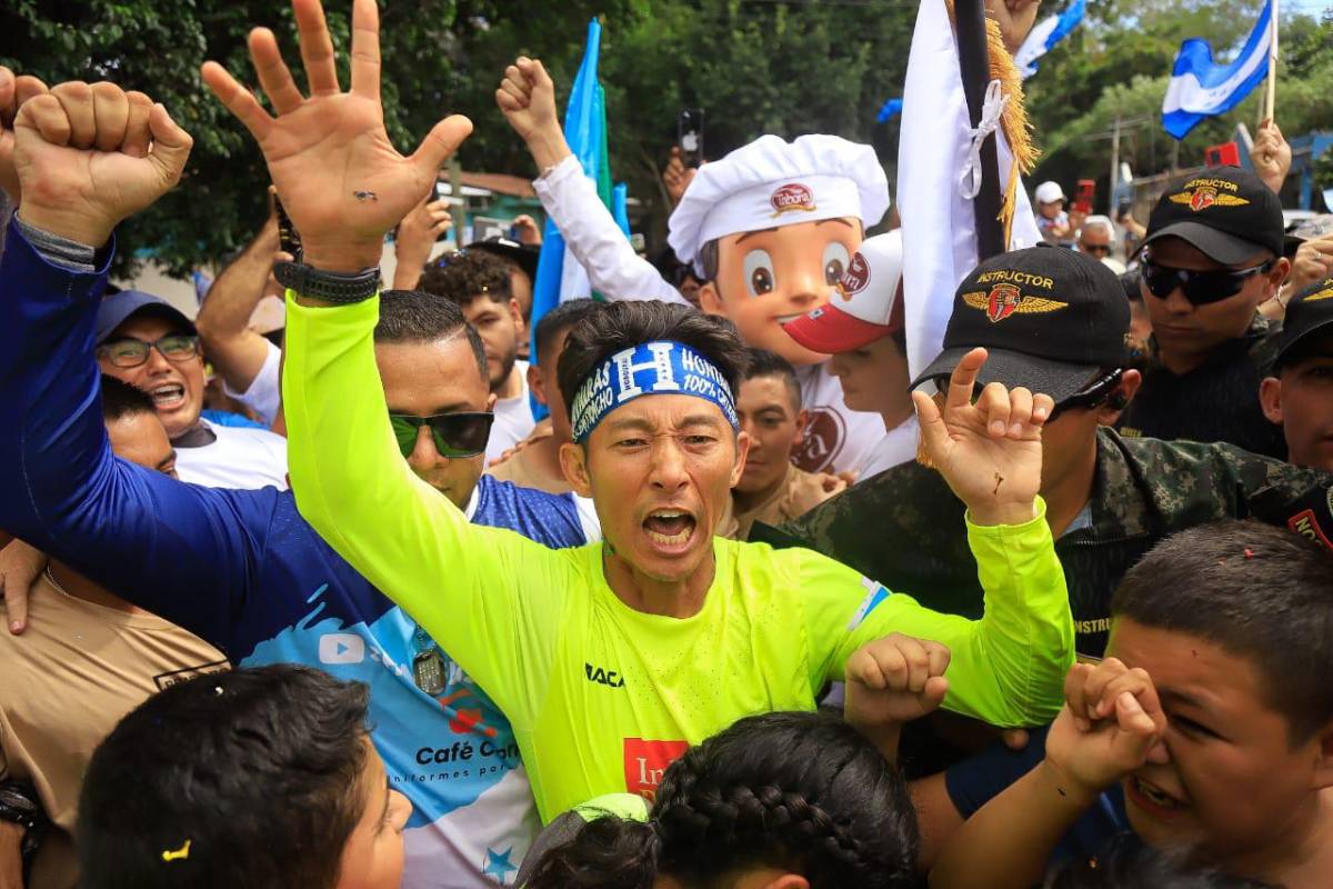 ¡Recibido como un héroe! Shin Fujiyama llega a Honduras tras recorrer 3,000 kilómetros