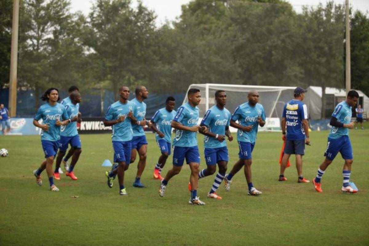 Honduras entrena por última vez antes de viajar a Brasil