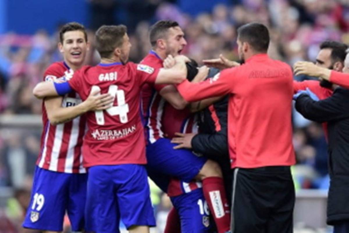 Atlético y Real Madrid ganan y esperan el tropiezo del Barcelona