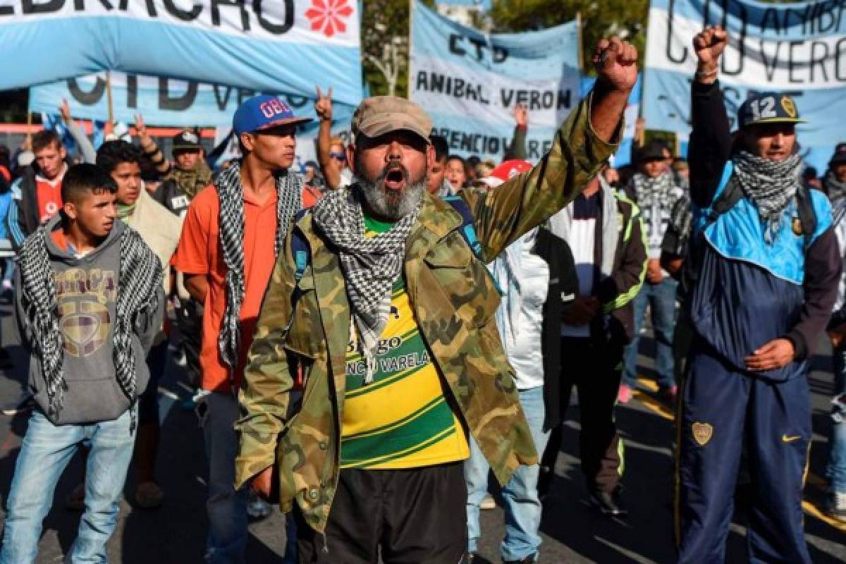 Marcha en Argentina contra papel de EEUU en crisis de Siria y Venezuela