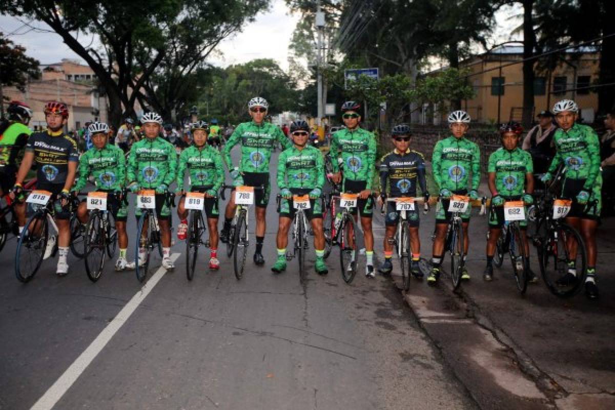 El ciclismo solidario ganó la carrera; en la Vuelta todos nos hicimos un solo nudo...