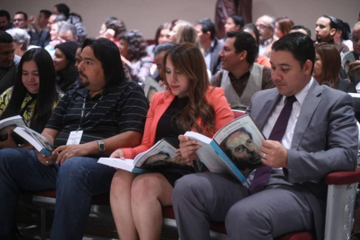 Algunos de los hijos del licenciado Medina estuvieron en el evento en homenaje a su padre. Fotos Emilio Flores.