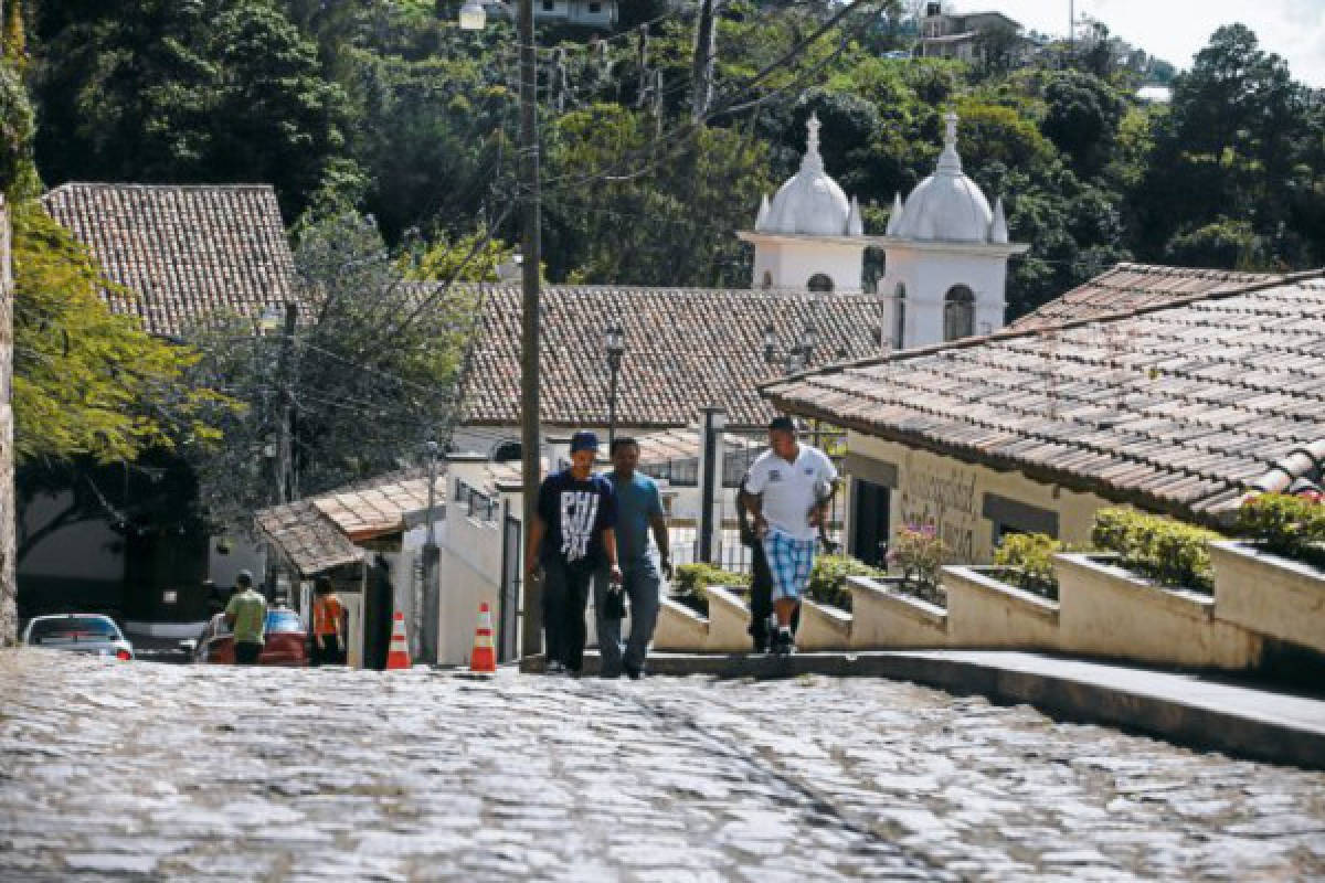 Santa Lucía honra a su santo patrono