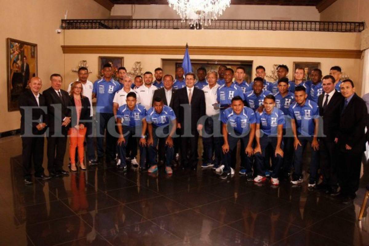 Presidente Juan Orlando Hernández juramenta a la Selección Sub-20 de Honduras