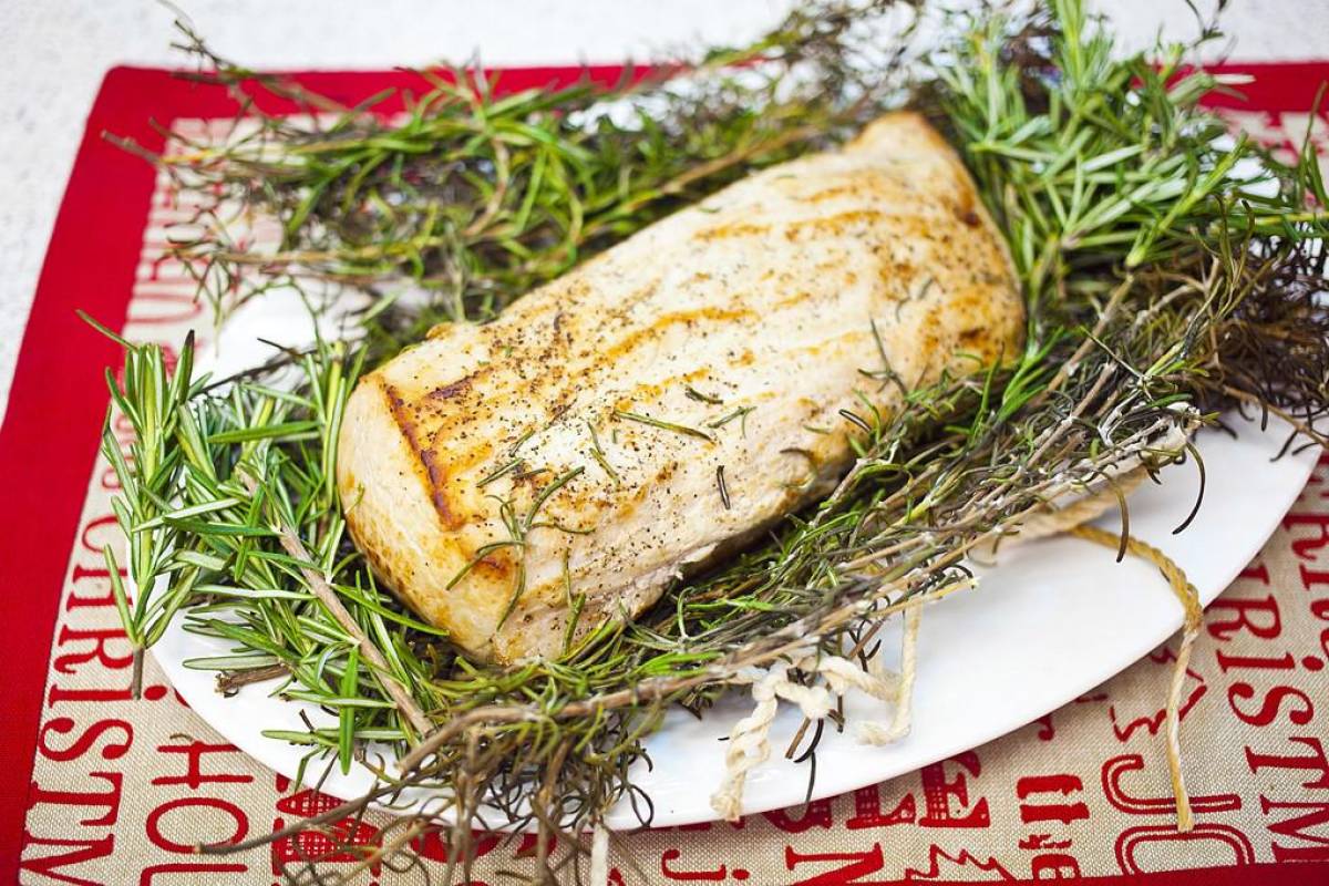 Lomo de cerdo con relleno navideño y más delicias para festejar