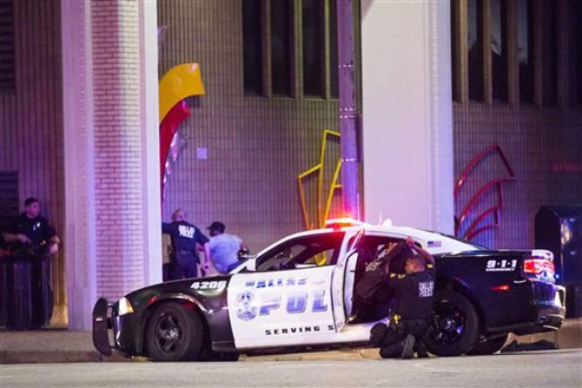 Policía de Dallas detiene a tres sospechosos tras el mortal ataque