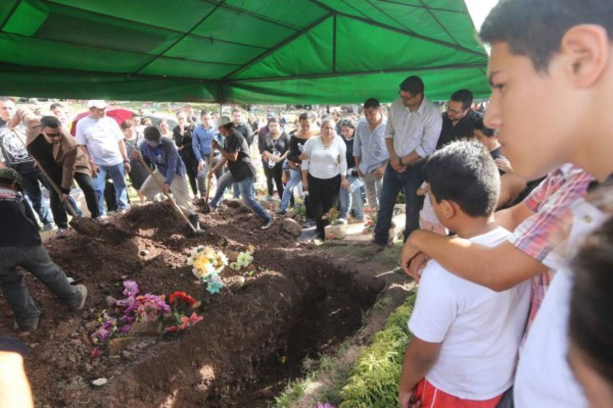 Su partida deja una huella de dolor y consternación entre sus seres queridos.