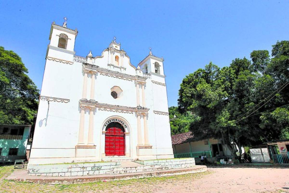 Iglesia católica pide declarar mina como camposanto