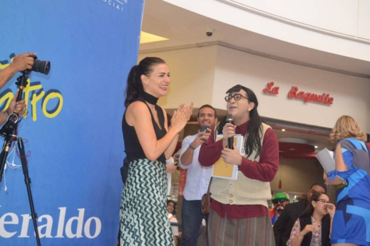 Lleno Total en el Meet and Greet de 'Betty, la Fea' en Metromall