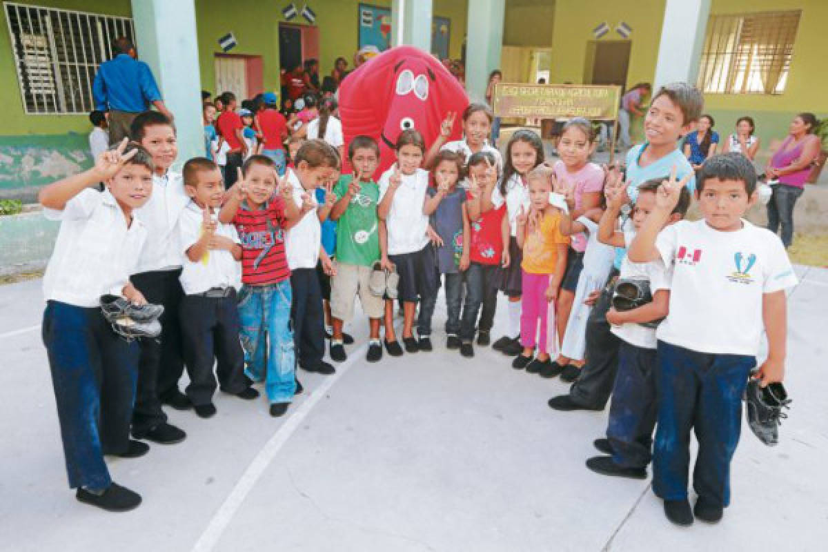 Revivimos sueños y esperanzas en 60 alumnos de Cane, La Paz