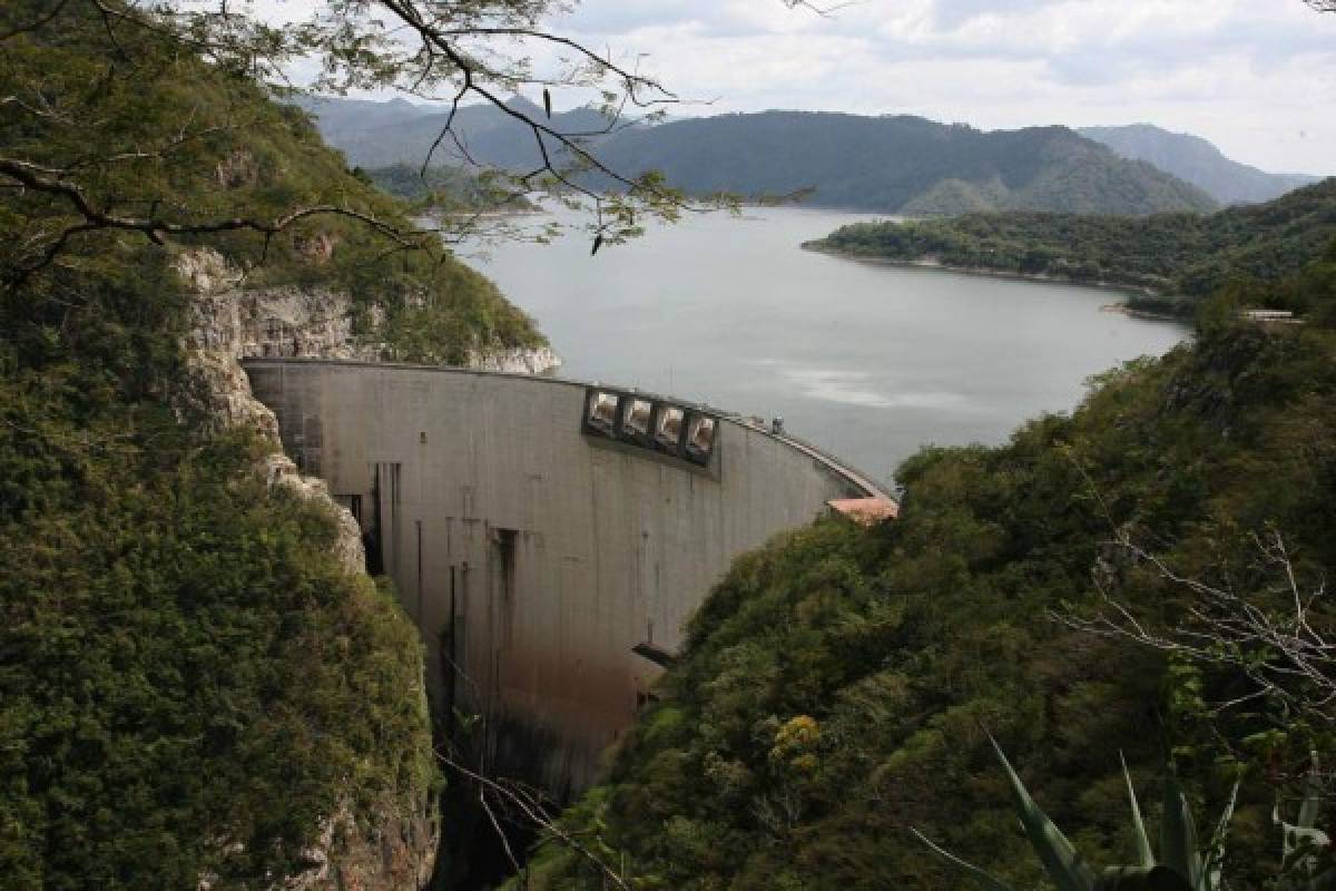 Generación de energía hídrica baja por sequía