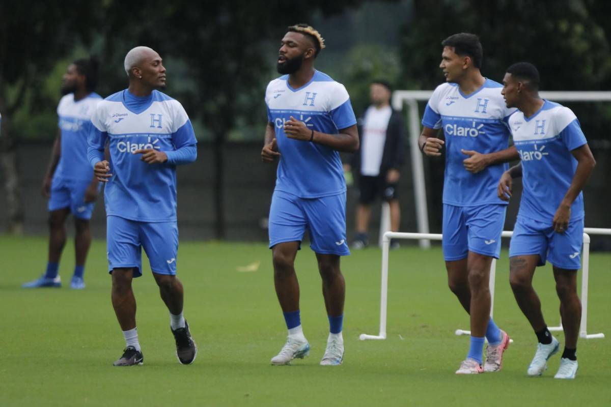 Por poco lo lesiona, sorpresa en entreno de Honduras y la broma a jugadores del Olimpia