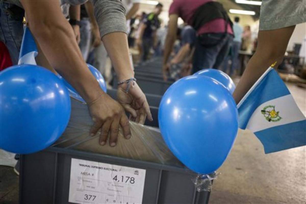 Guatemaltecos votaron en masa, indignados por la corrupción