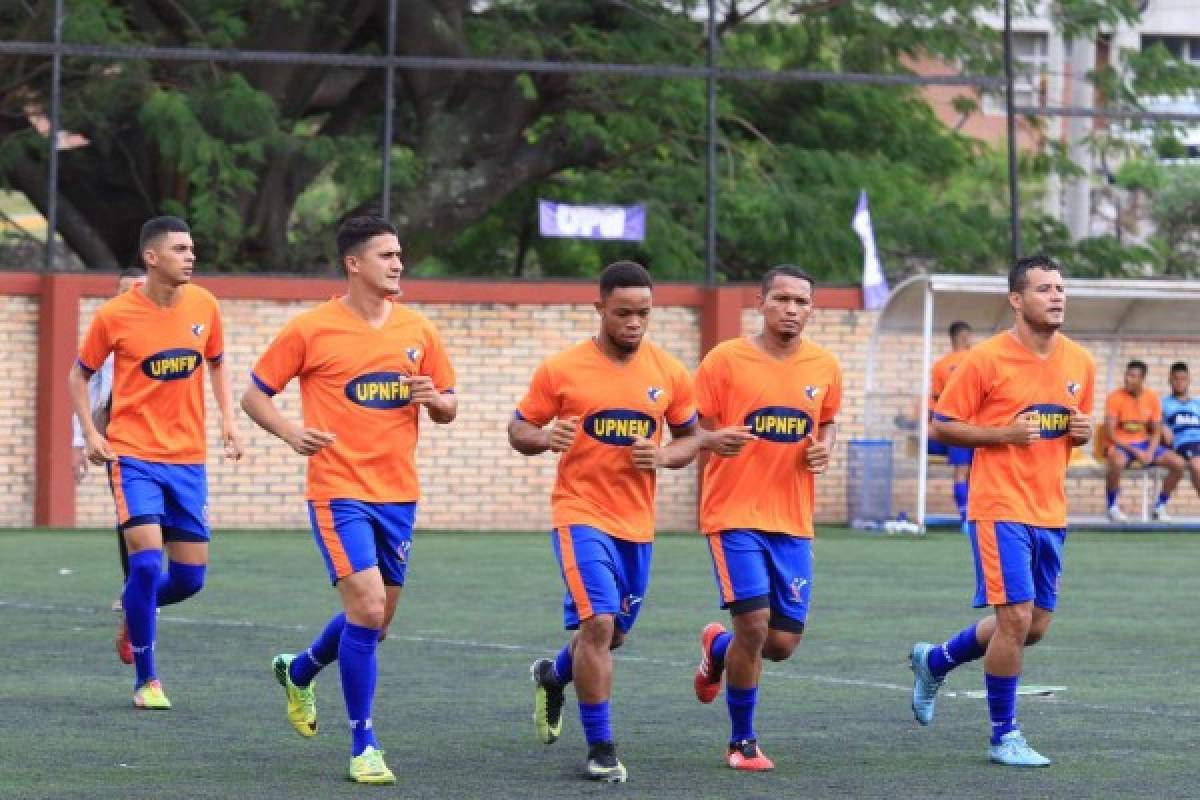 Los Lobos de la UPNFM arrancan pretemporada con prueba de refuerzos