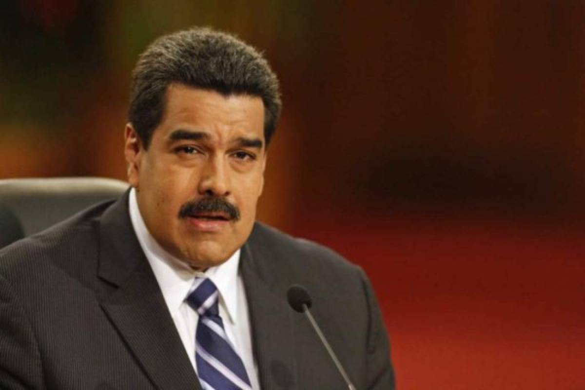 Nicolás Maduro advierte: 'Va a prevalecer la revolución encima de traidores como Almugre'