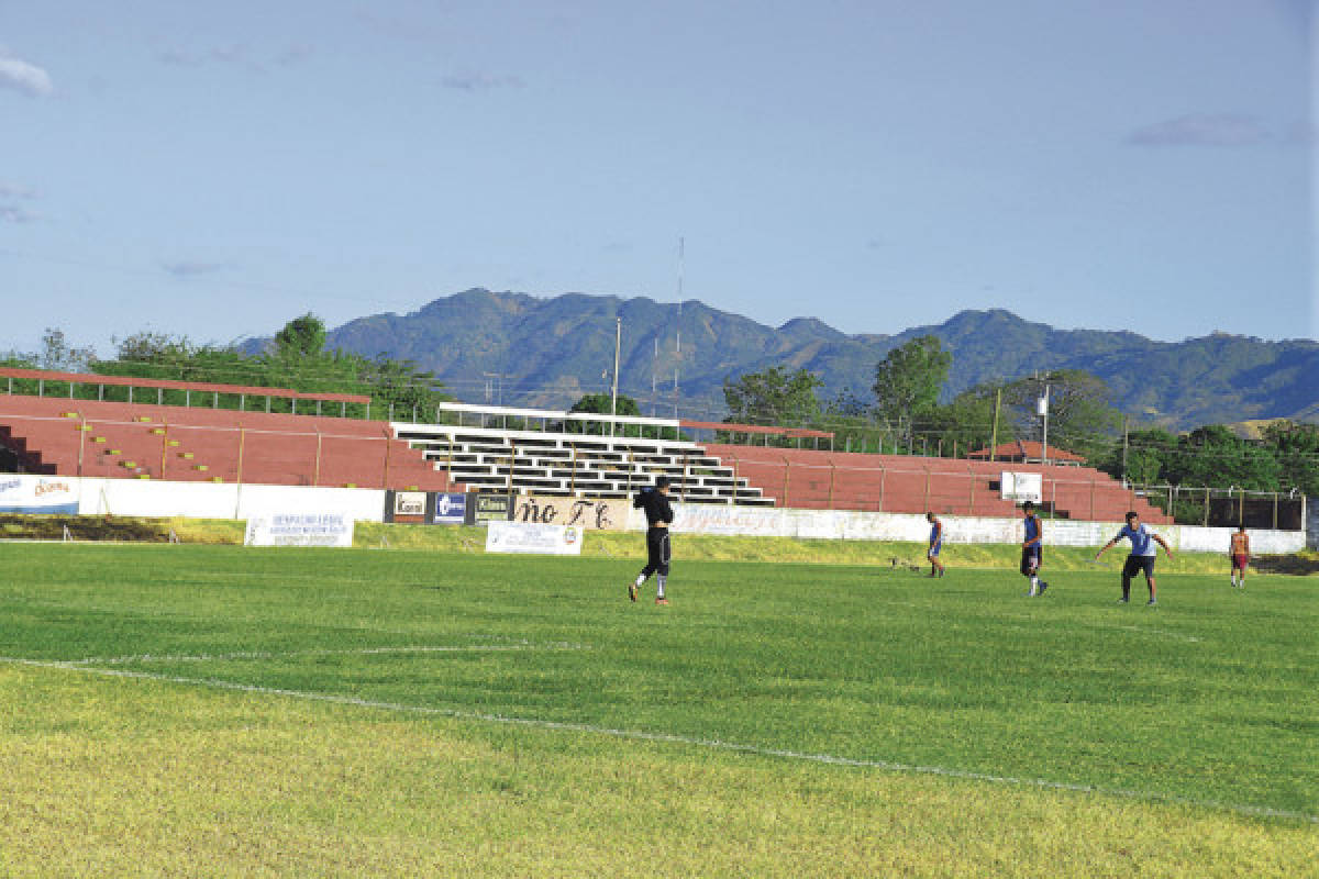 Reconstruirán el estadio Fausto Flores Lagos