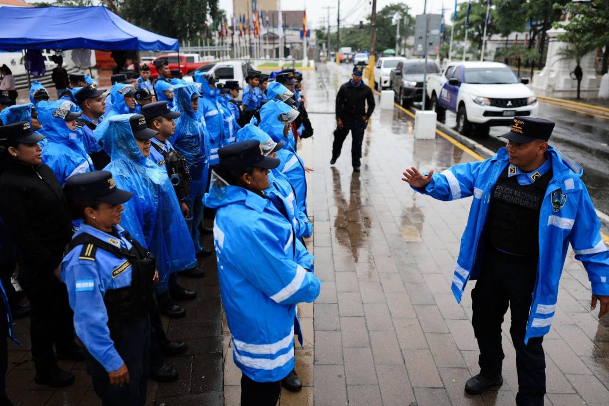 Honduras vs México: Policía blinda el estadio Morazán y así luce desde temprano