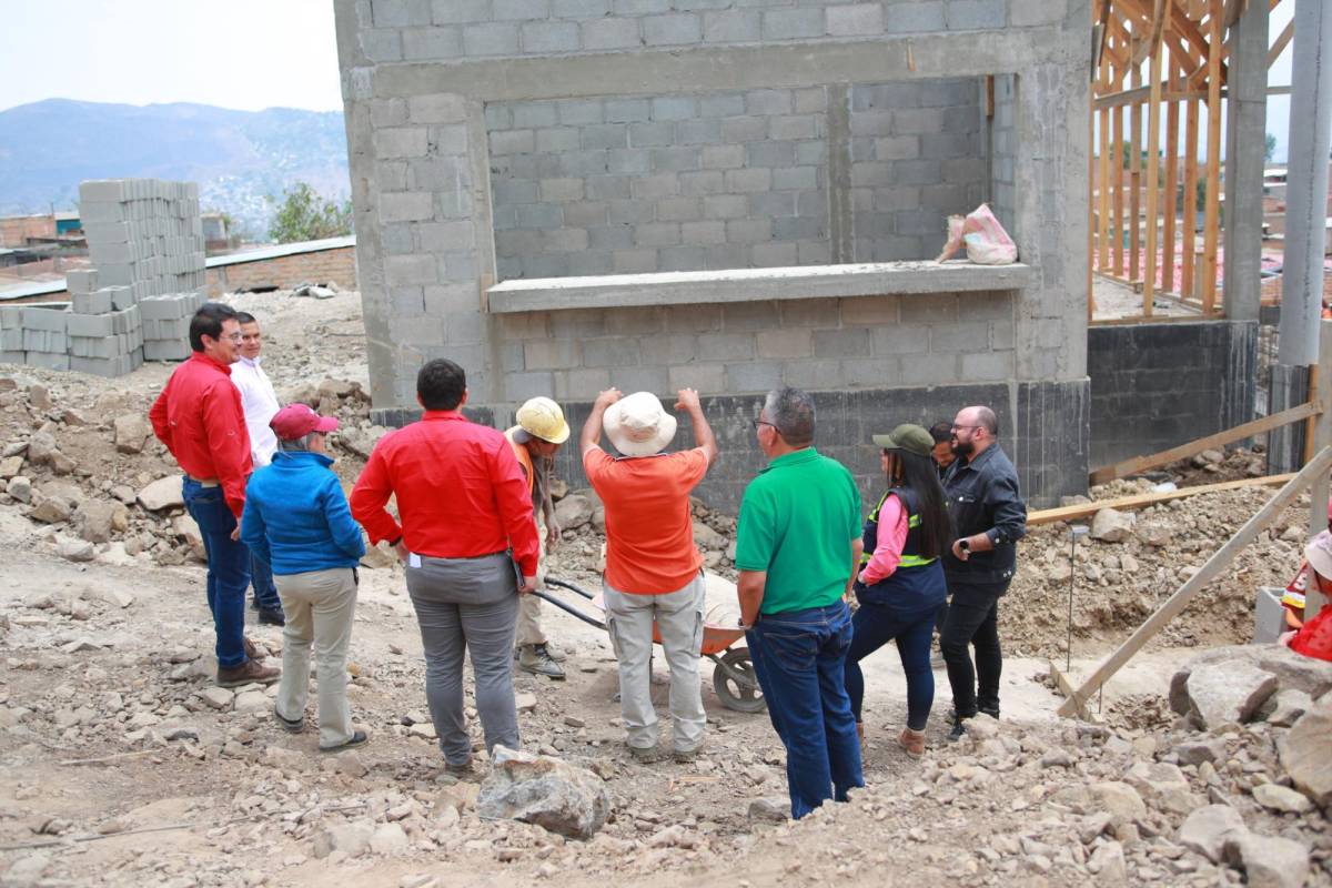 Un 50% avanza la construcción del centro integral de la Mary de Flores