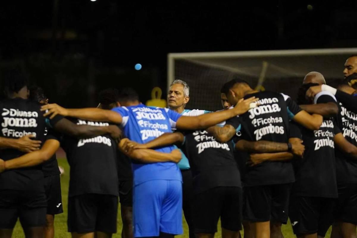 Honduras entrena en Kingston para partido ante Jamaica en Nations League