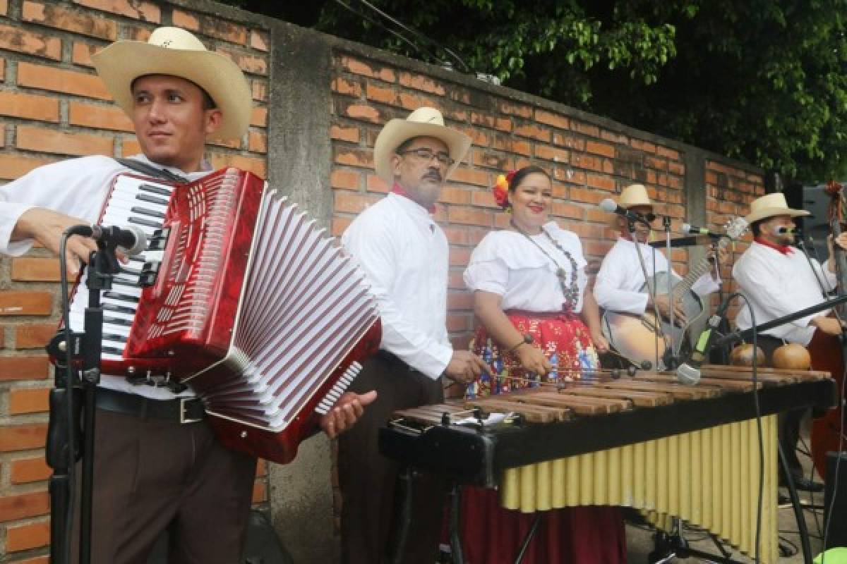 Tradición y cultura en el 53 aniversario de la Kennedy