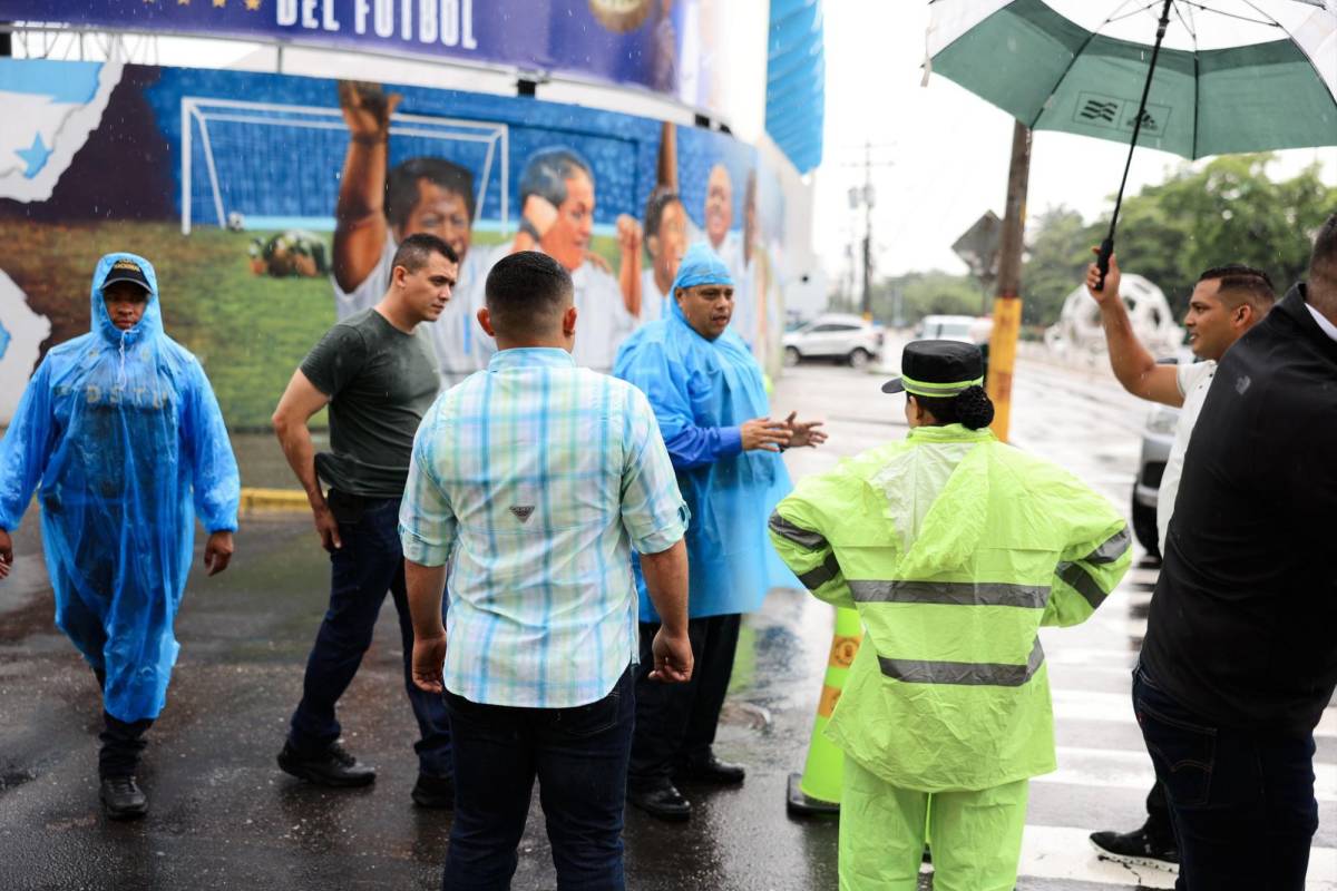 Honduras vs México: Policía blinda el estadio Morazán y así luce desde temprano