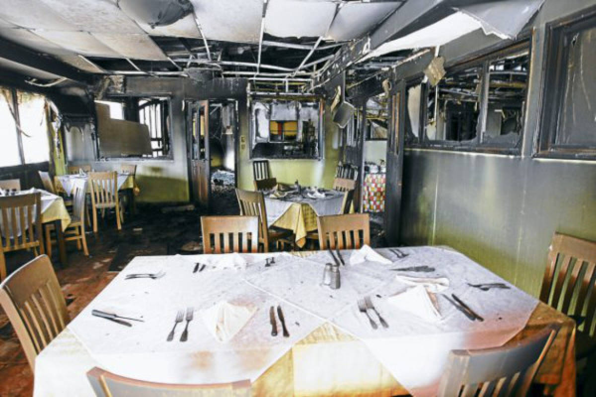 Hubo mano criminal en incendio de restaurante El Corral