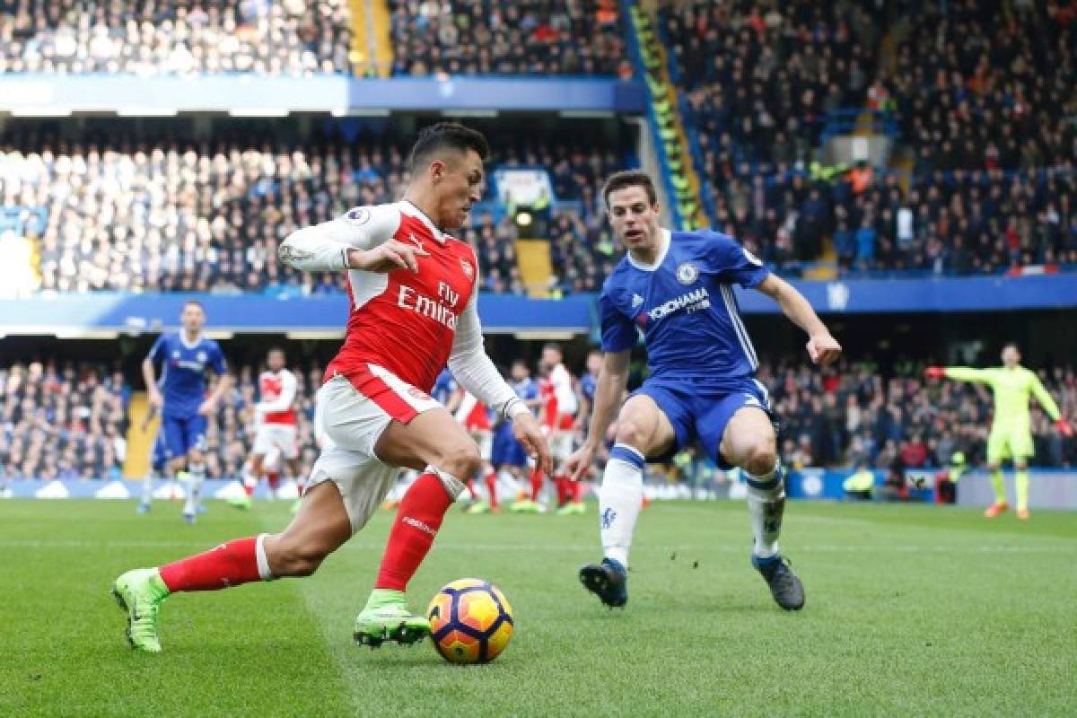 El Chelsea aplasta al Arsenal y se acerca al título