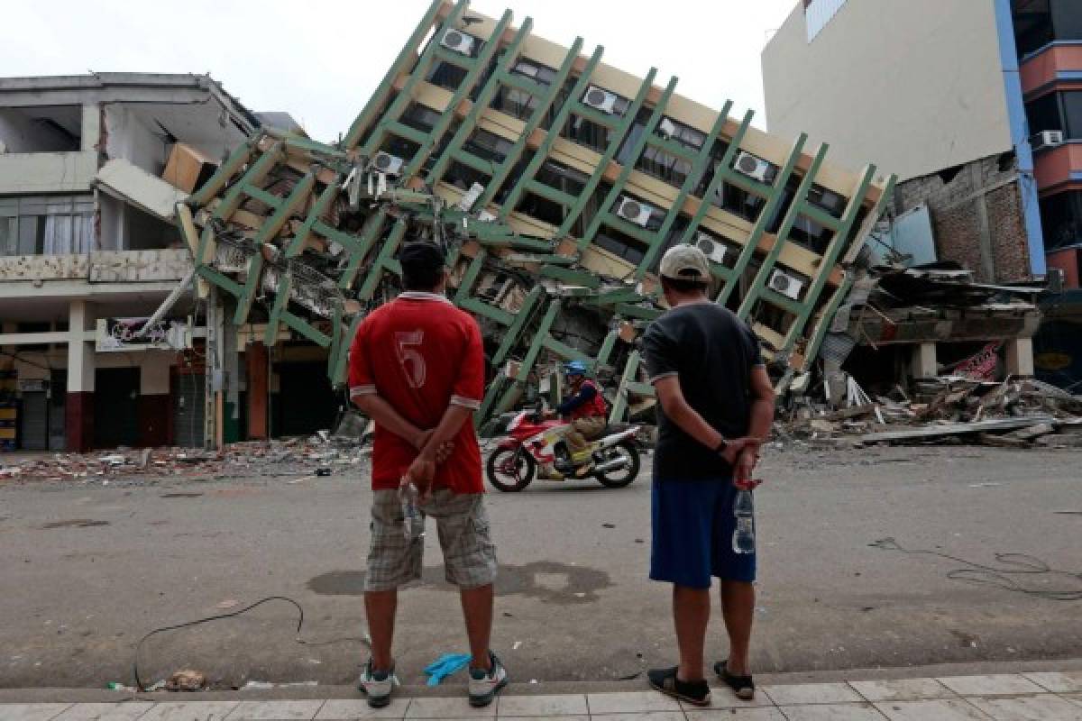 Réplica de sismo con 6.0 de magnitud se registra cerca de costa de Ecuador