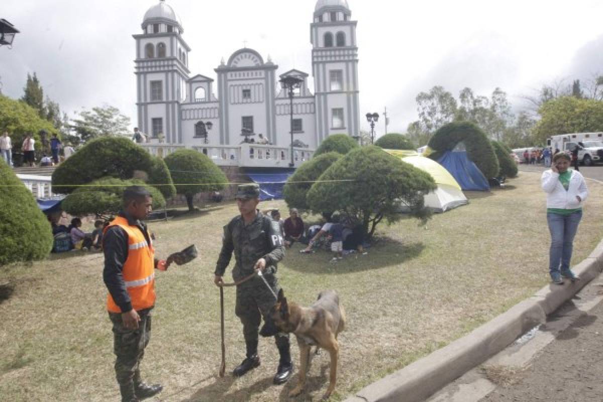 De fiesta la morenita más bella de Honduras