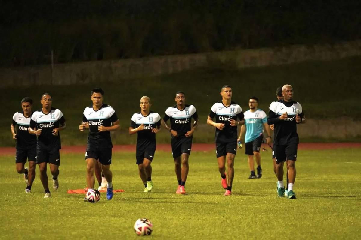 Honduras entrena en Kingston para partido ante Jamaica en Nations League