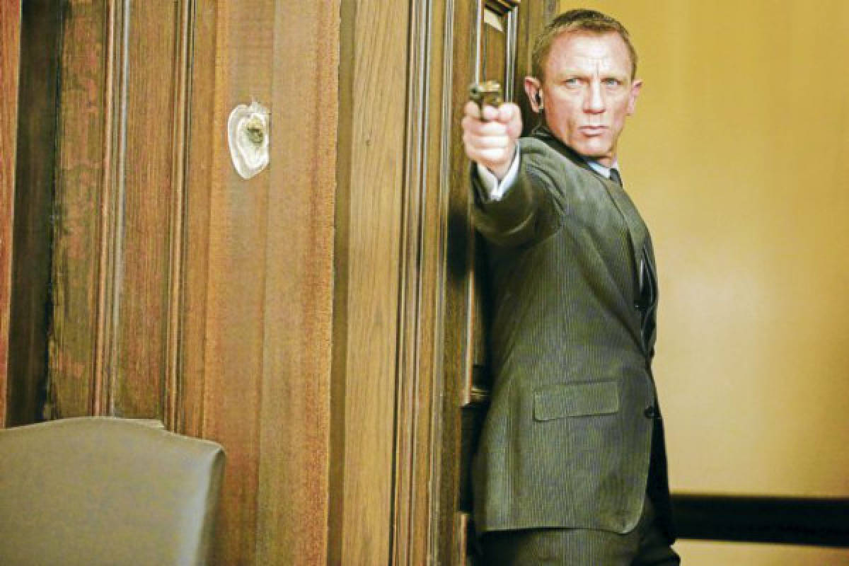 Daniel Craig lleva al agente 007 a un nuevo nivel