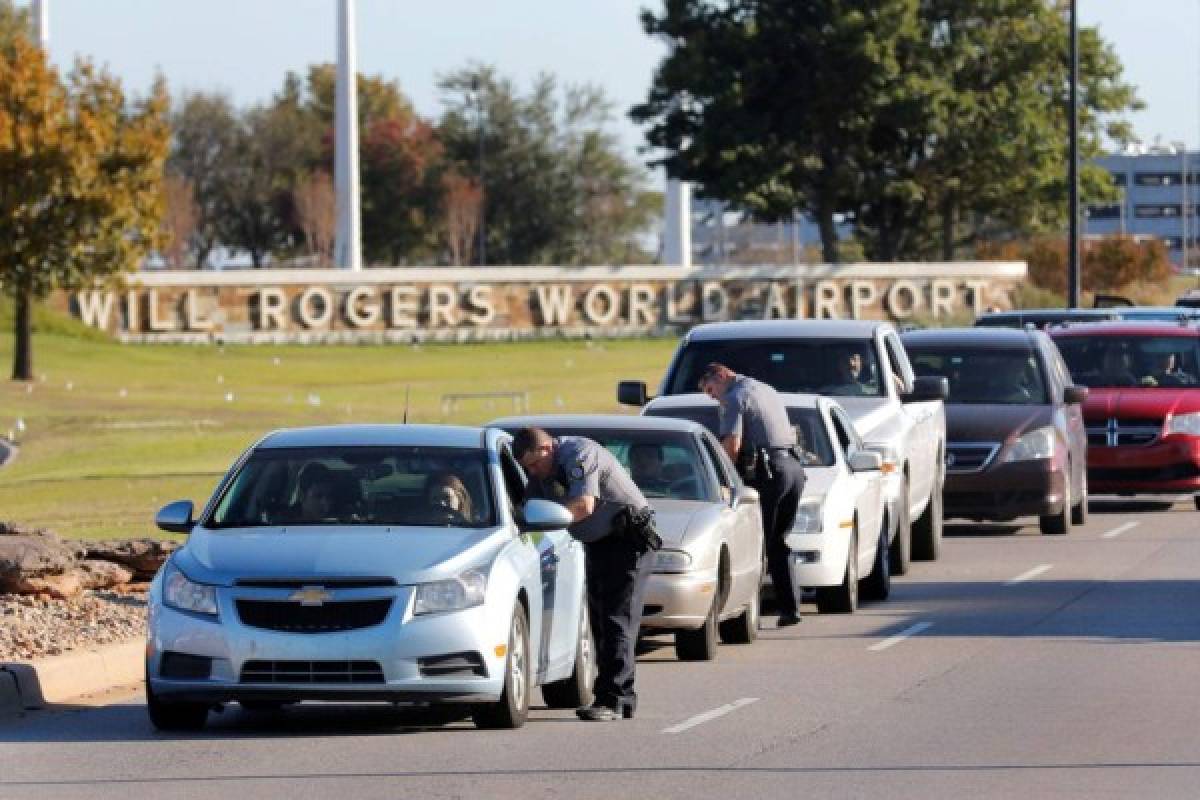 Muere empleado de aerolínea en aeropuerto de Oklahoma