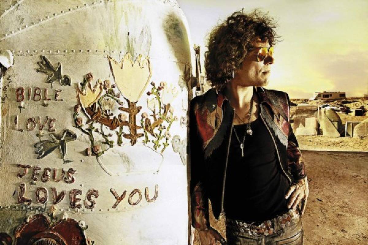 Enrique Bunbury, cada vez más cerca de Honduras