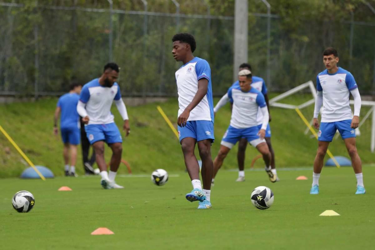 La ‘sangre nueva’ del Olimpia: jóvenes promesas que tiene Eduardo Espinel en el ‘albo’