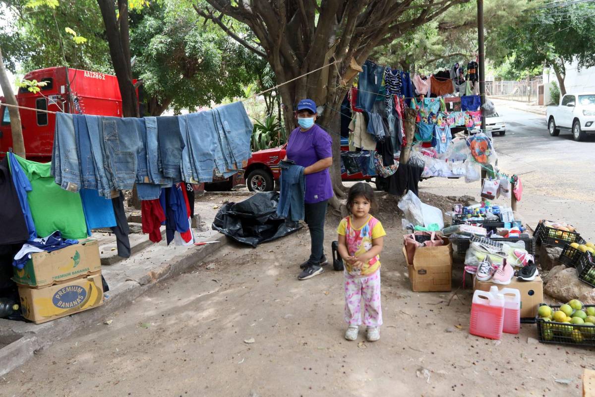 El temor de desalojo a veces opaca el ánimo de Lorena.