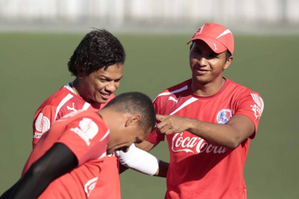 Bayron Méndez y Meza están al 100 en el Olimpia