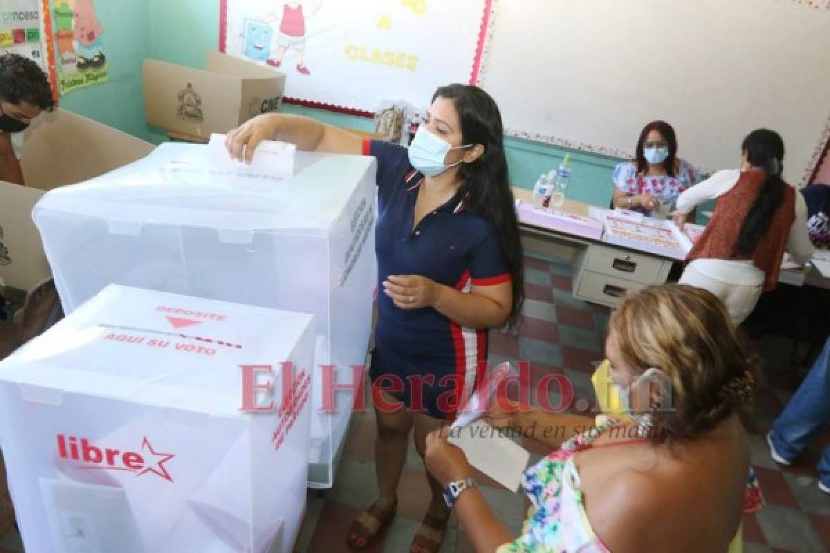 Poca afluencia de jóvenes en las elecciones primarias 2021 (FOTOS)