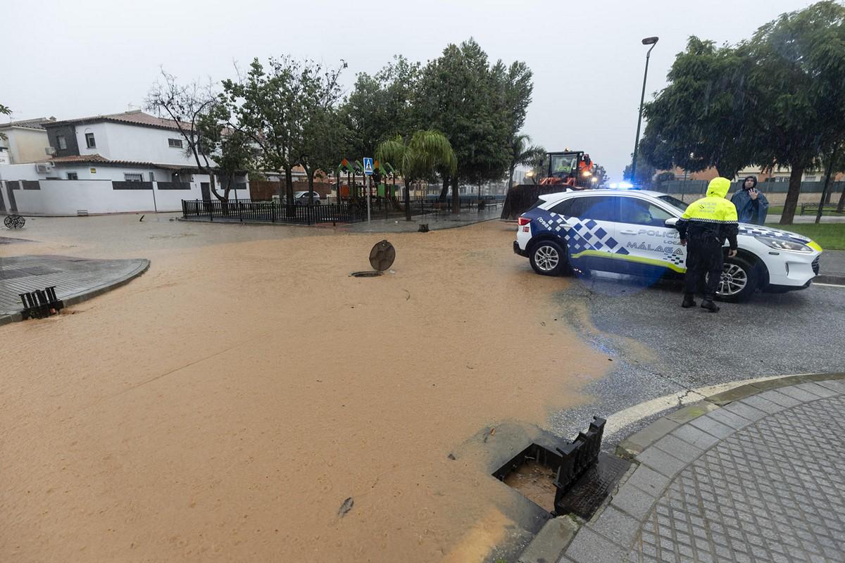 Así luce el centro de Málaga, España, tras las primeras lluvias de la DANA