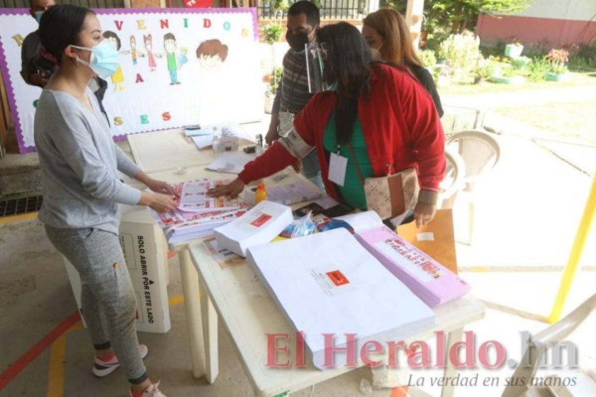 Poca afluencia de jóvenes en las elecciones primarias 2021 (FOTOS)