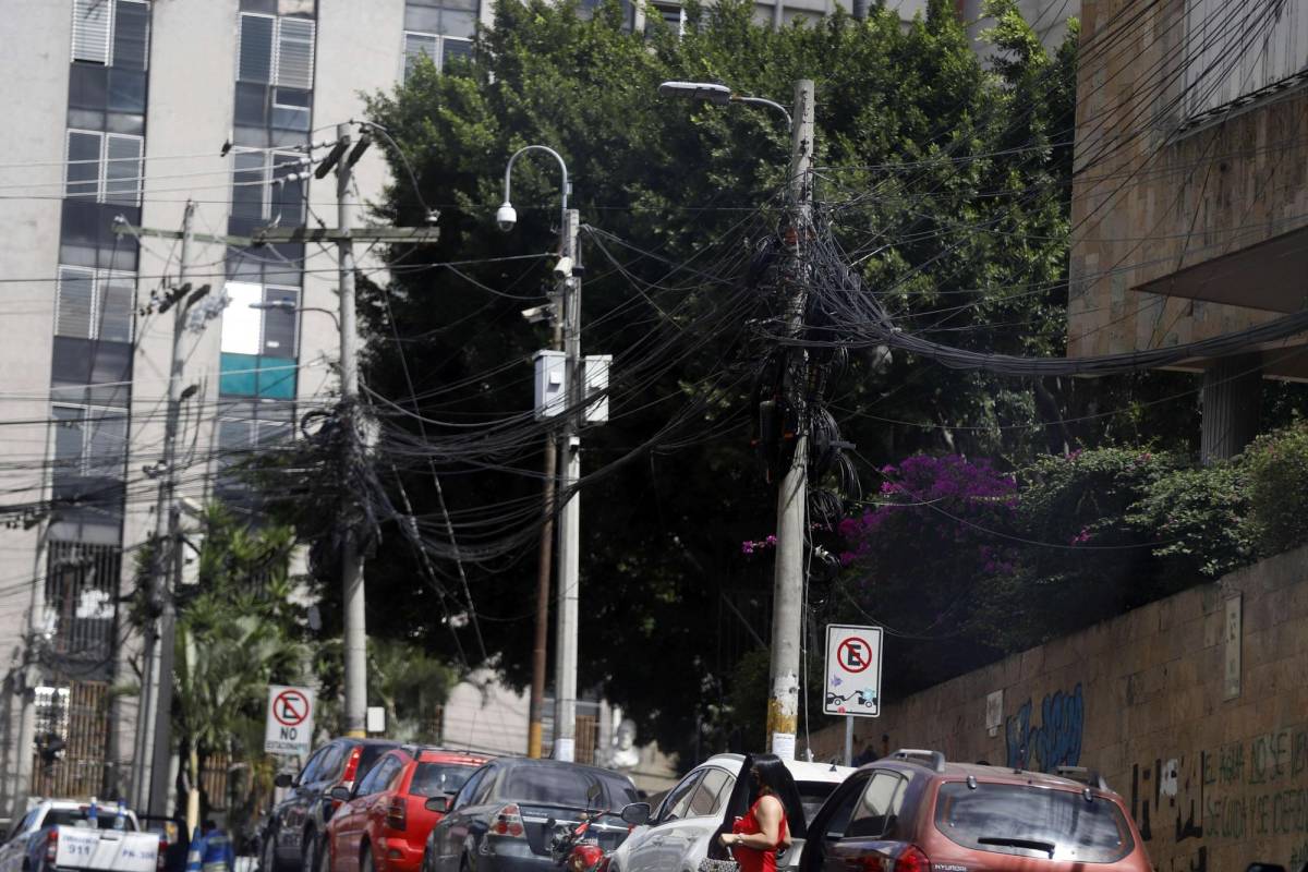 Cableras registradas adeudan más de 18 millones de lempiras a la ENEE