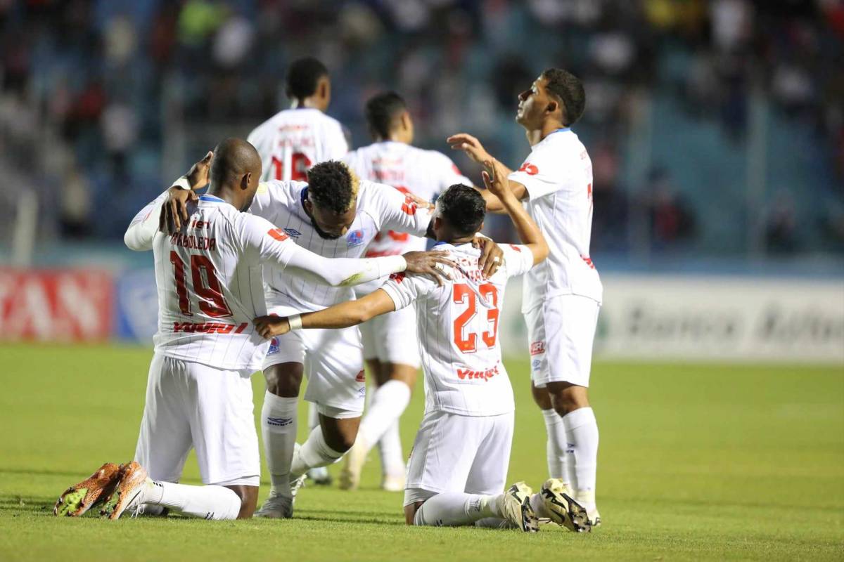 No se vio: Olimpia domina a Potros, infierno blanco y celebración de los líderes