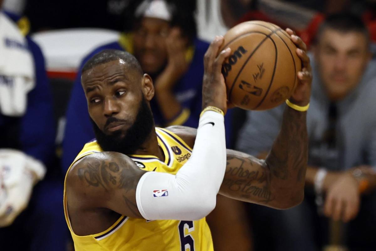 LeBron James es el rey: Top 5 jugadores mejores pagados de la NBA y sus lujos