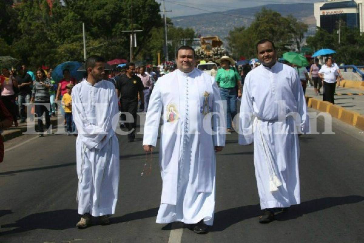 Honduras: Con peregrinación inicia novena en honor a la Virgen de Suyapa