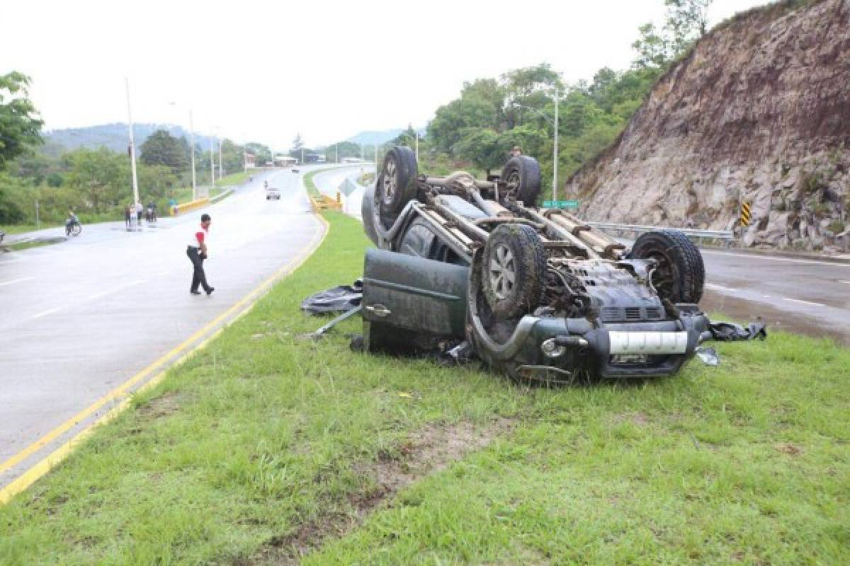 Cinco heridos en accidente en la salida al norte