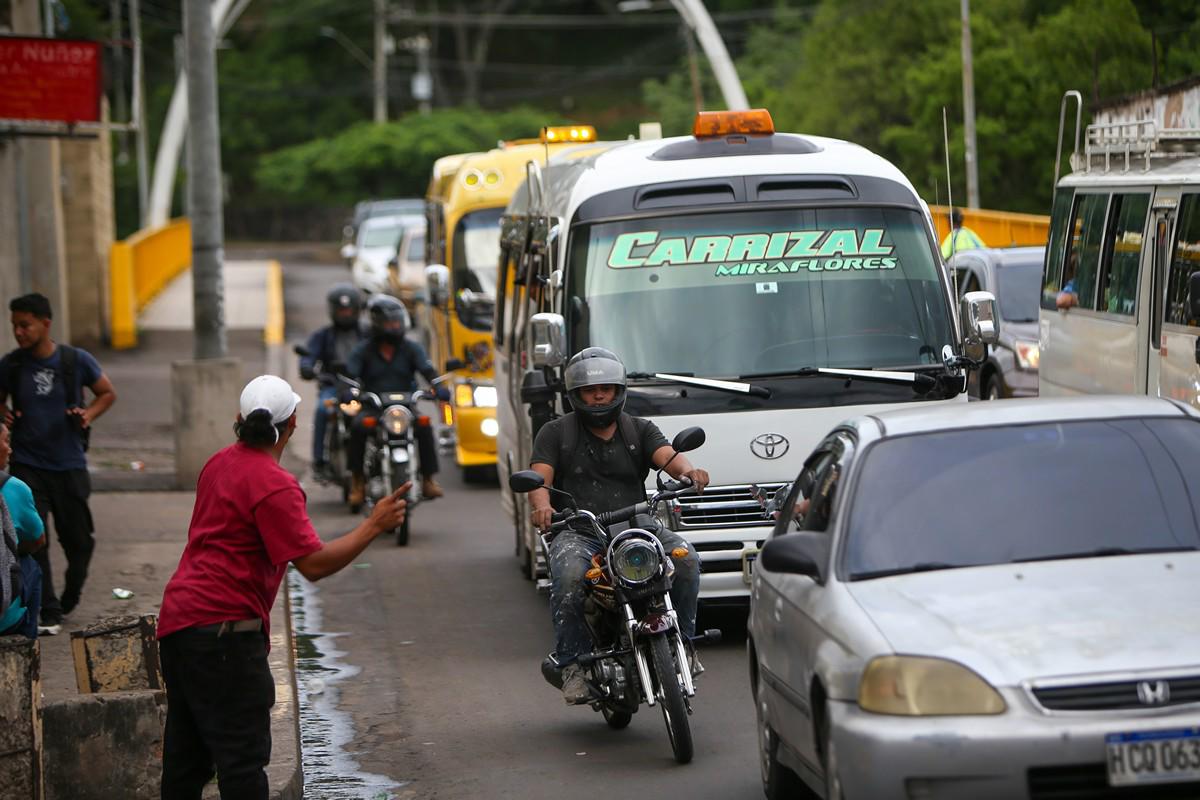 Motociclistas y peatones ¿Qué cuidados deben tener para evitar atropellamientos?