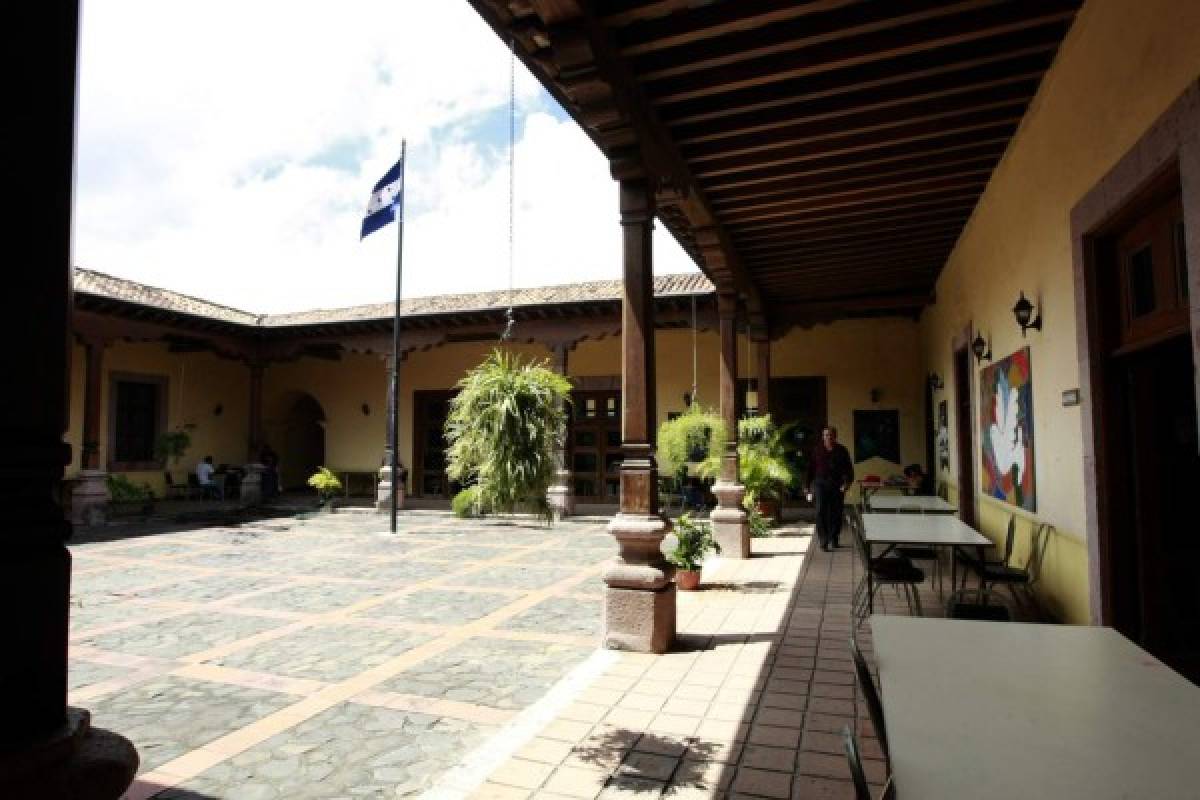 La tecnología le 'roba' visitas a la Biblioteca Nacional