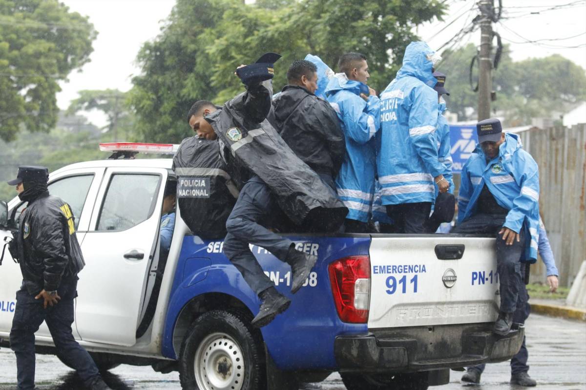 Honduras vs México: Policía blinda el estadio Morazán y así luce desde temprano