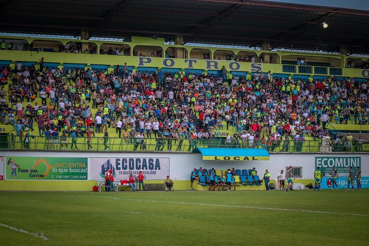 EL inmueble tiene capacidad para albergar 10 mil aficionados.